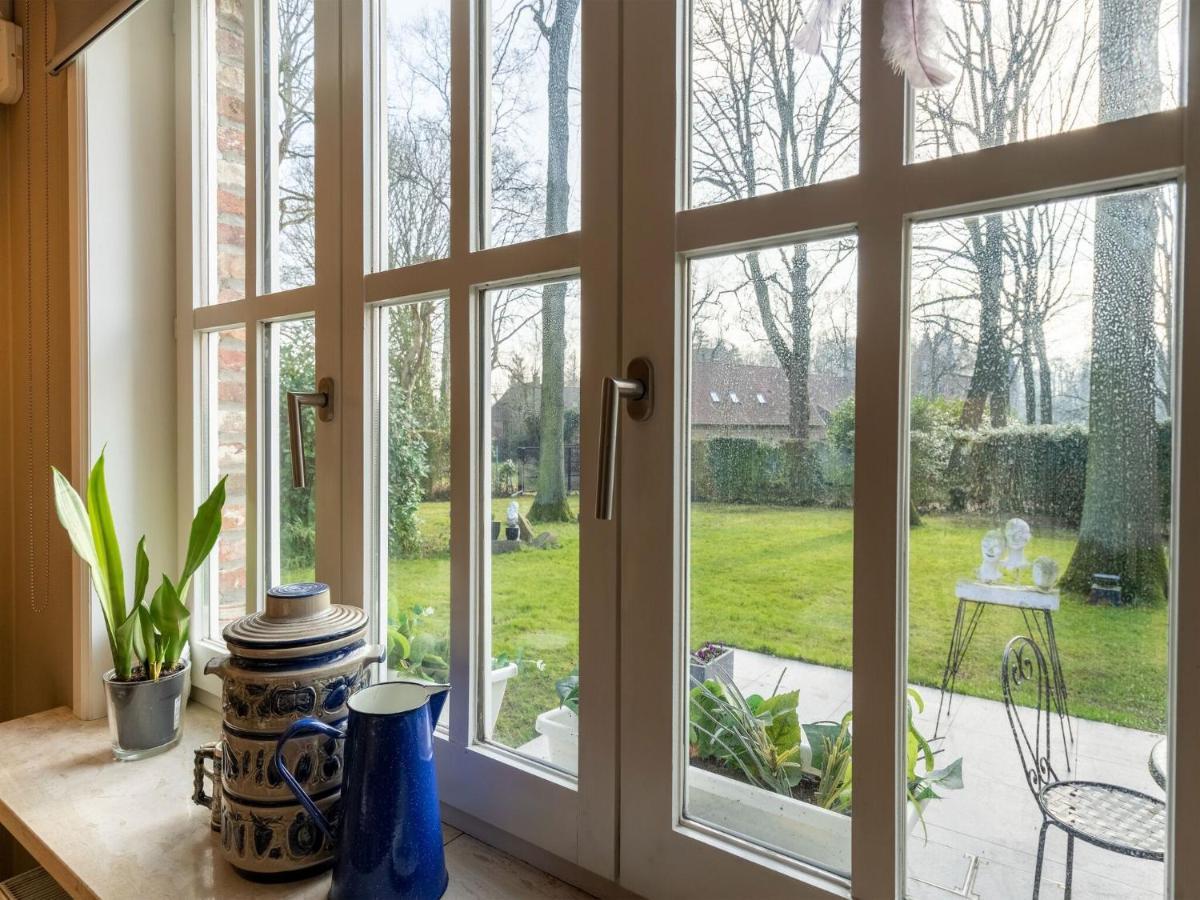 Apartment In Kruibeke At Wissekerke Castle Exteriör bild