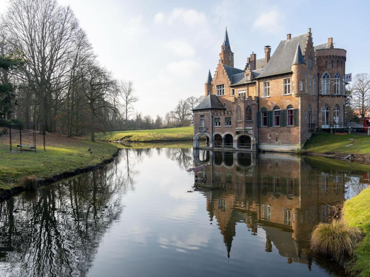 Apartment In Kruibeke At Wissekerke Castle Exteriör bild